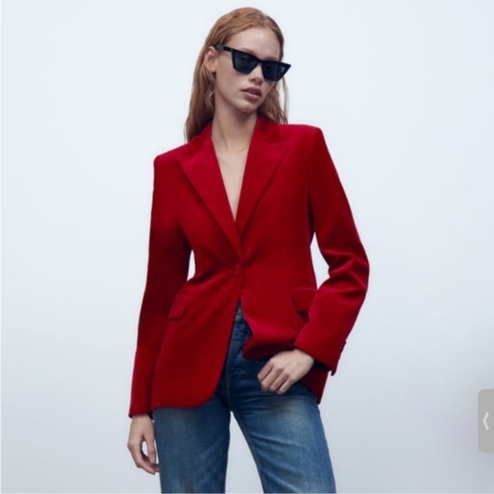 Rare-Zara Red Lipstick Velvet Blazer